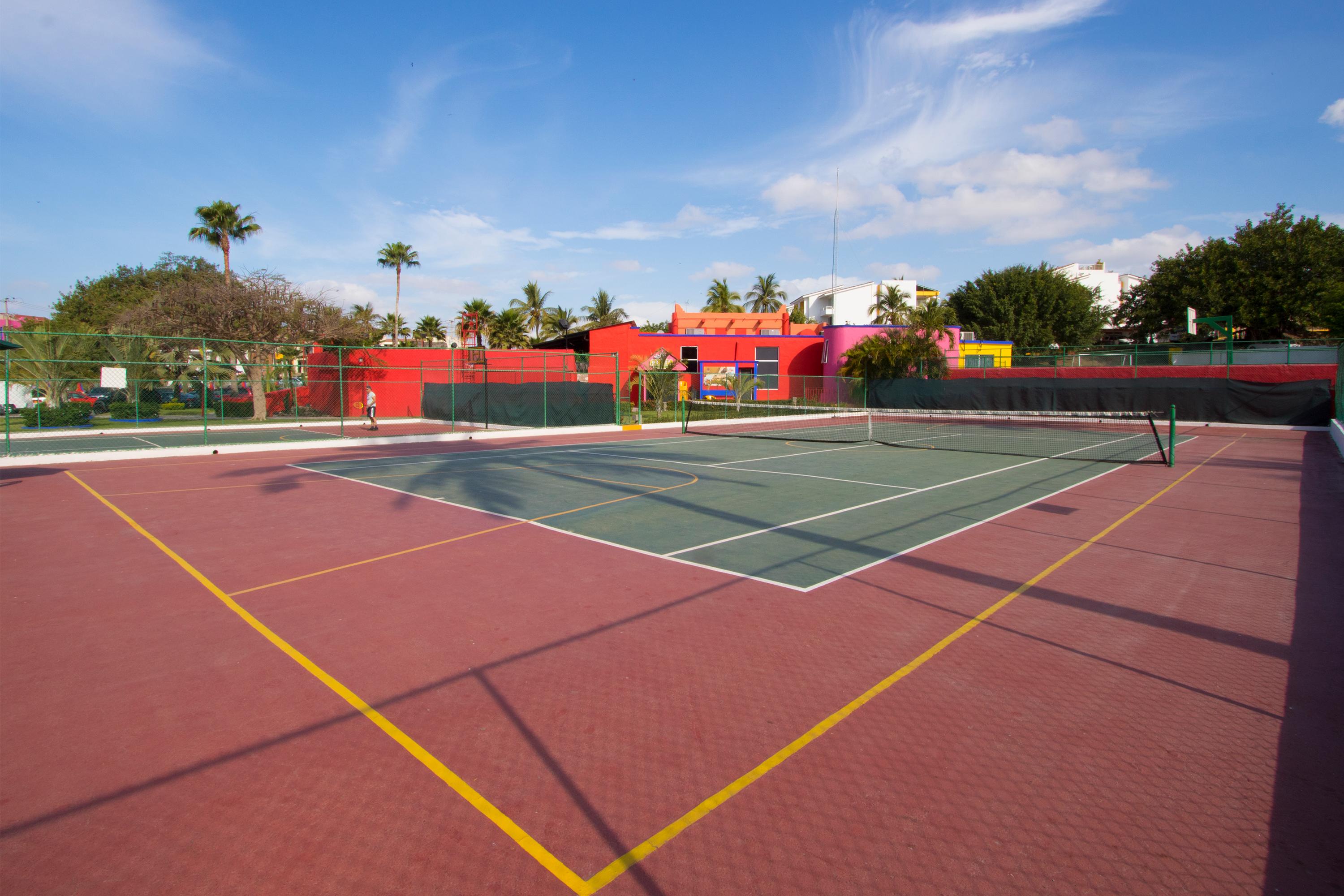 Grand Decameron Complex Bucerias, A Trademark All-Inclusive Resort Exterior photo